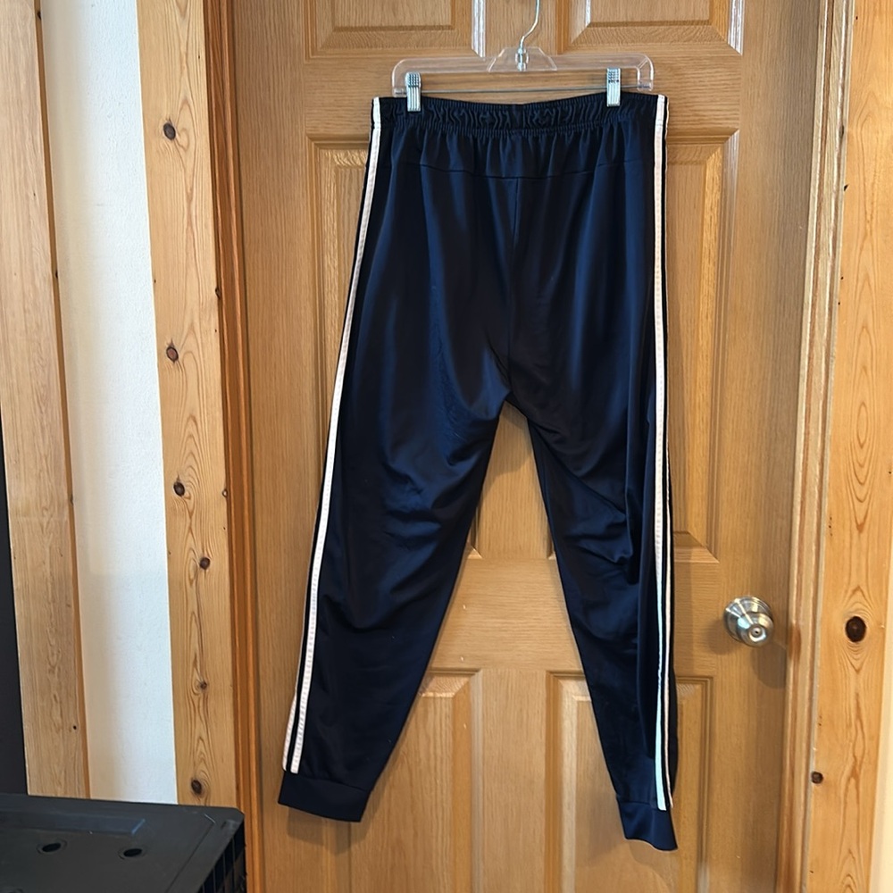 ADIDAS ESSENTIALS WARM-UP TAPERED 3-STRIPES TRACK PANT - Picture 2 of 3